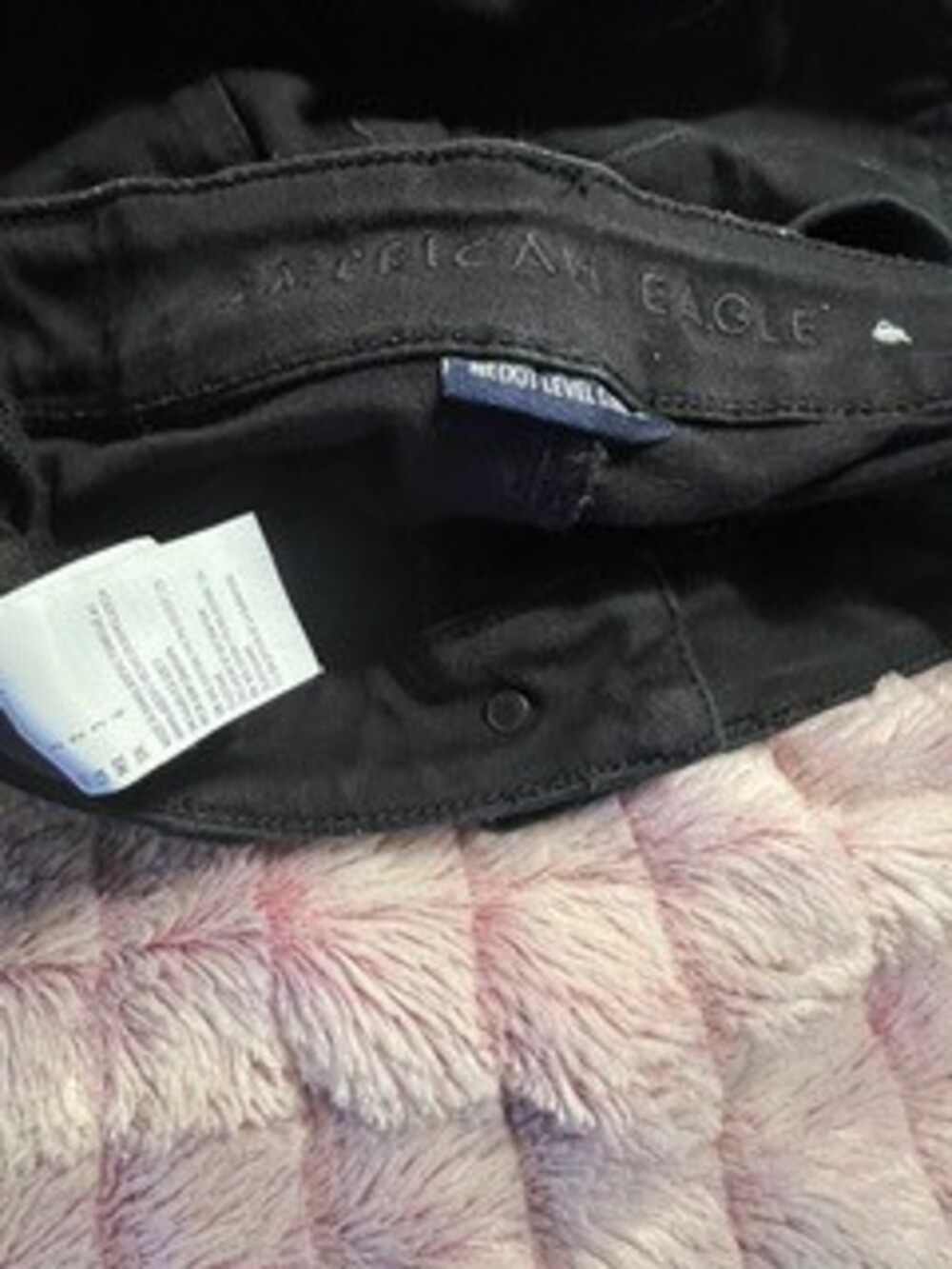American Eagle Black Women's Shorts Size 2 Casual